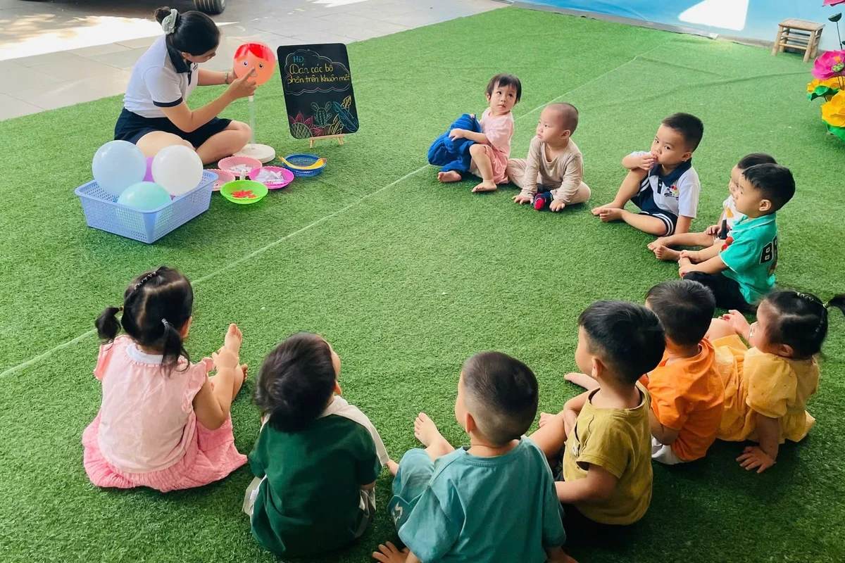 Khoảng sân xanh vận động buổi sáng