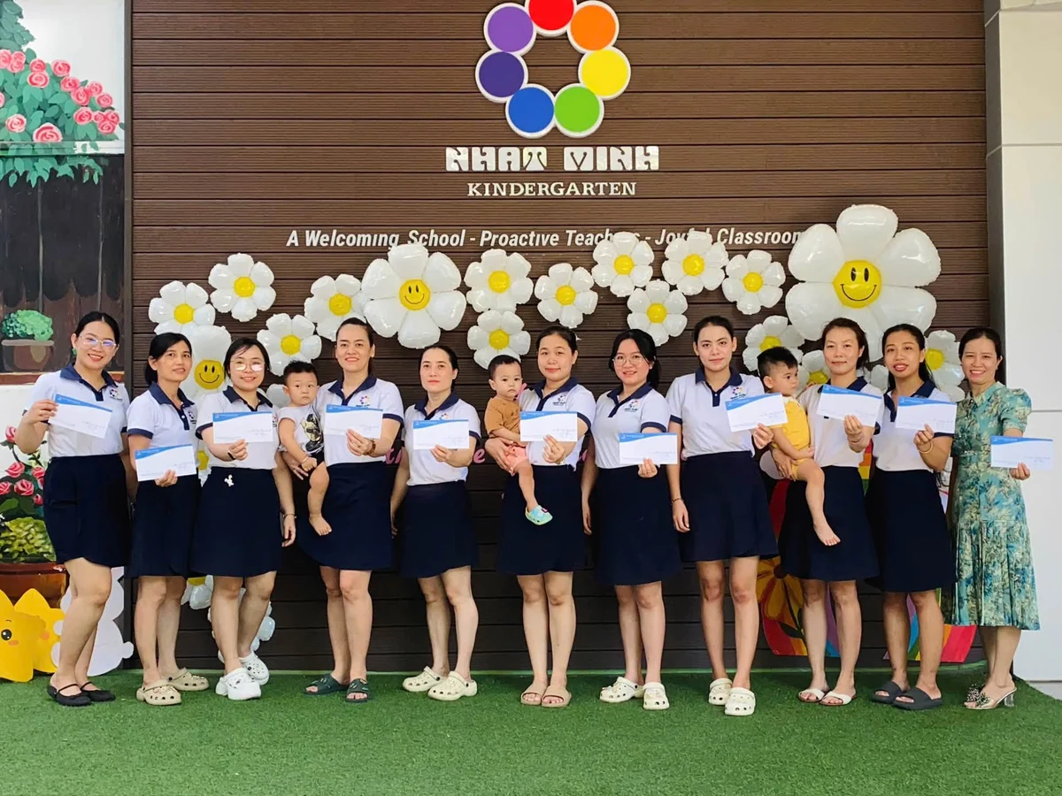 Giáo Viên Sư Phạm Mầm Non