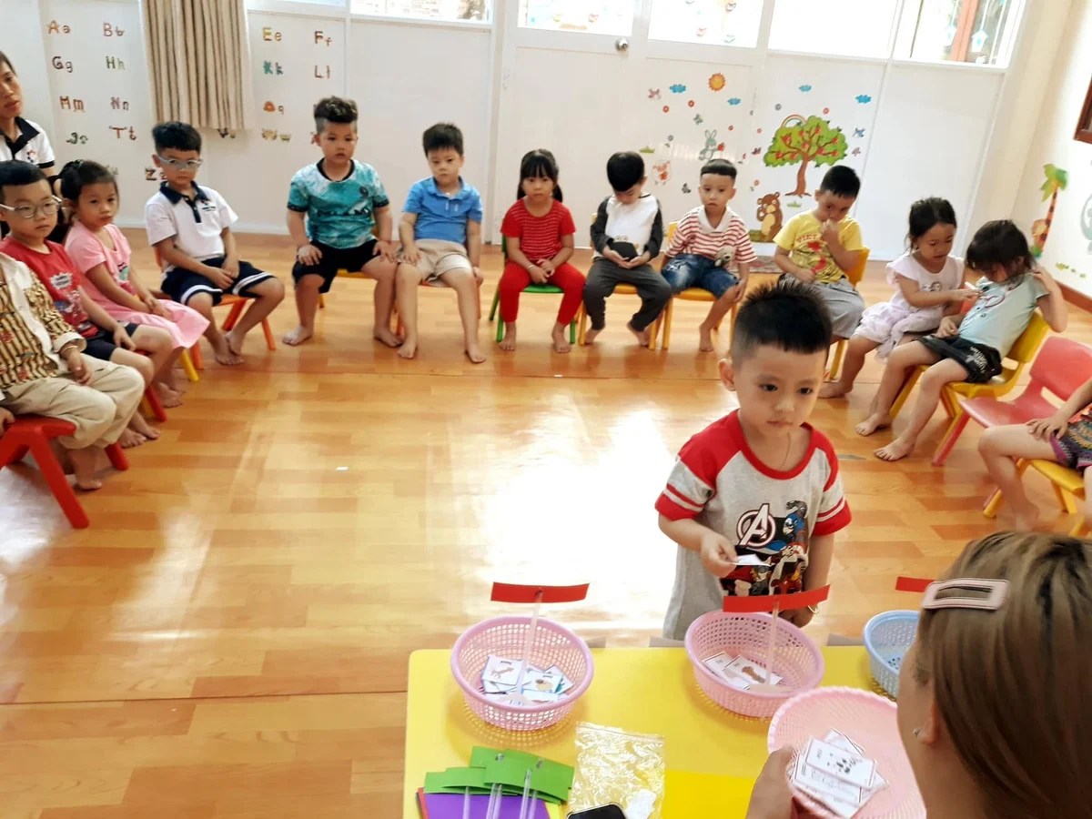 Giao Tiếp Cùng Giáo Viên Nước Ngoài